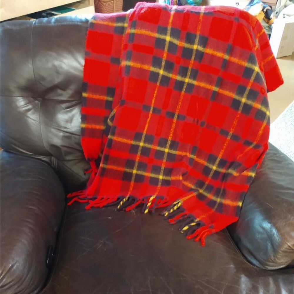 Vintage Faribo Throw Blanket Plaid Red/Black 55" x 53"